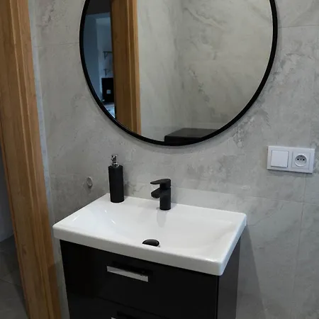 Nad Stawem-blisko Energylandii Apartament